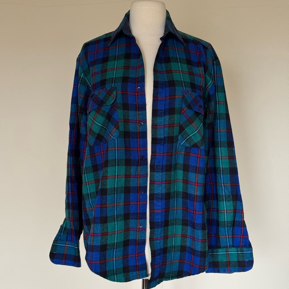 Ozark Trail Blue and Green Plaid Casual Button Down Shirt